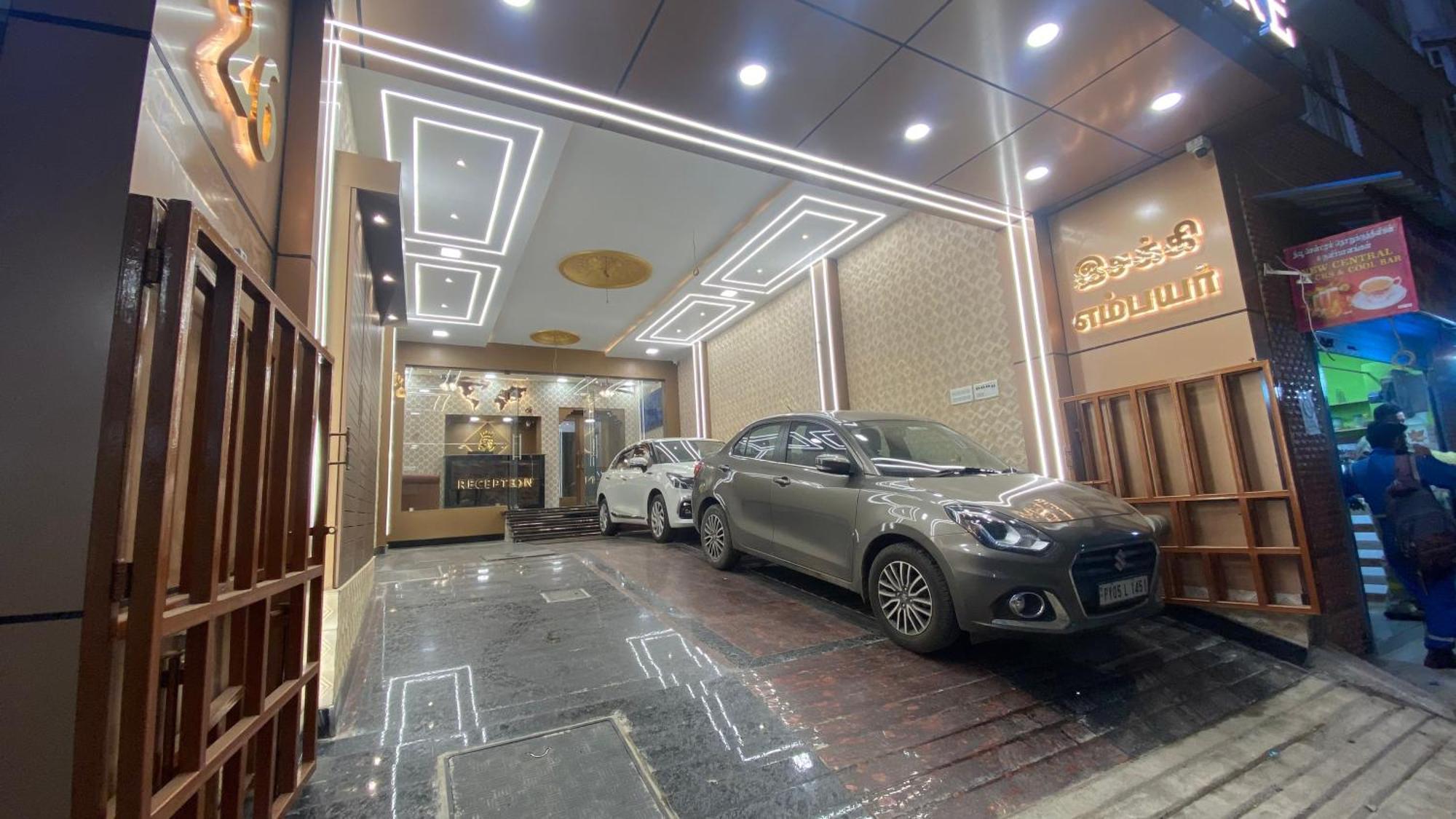 Hotel Esakki Empire Chennai Exterior foto